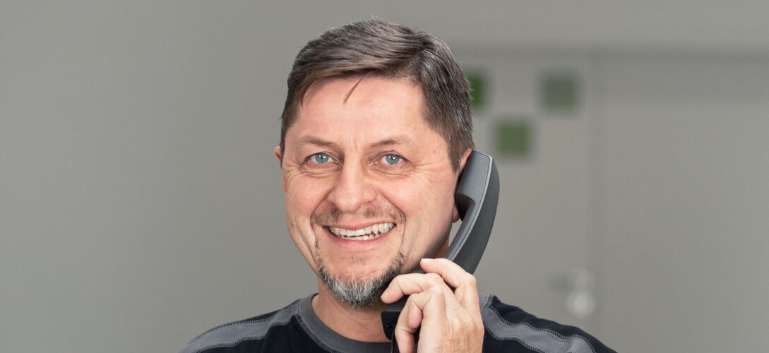 Picture service employee Armin Fimpel