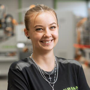 Service team-Julia Kanezki