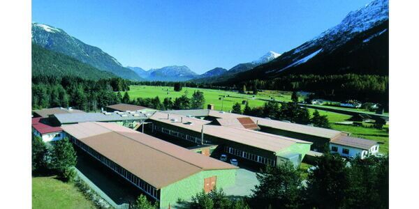 URBAN Maschinenbau - 1982 erstes Werk außerhalb von Deutschland in Forchach (Österreich)