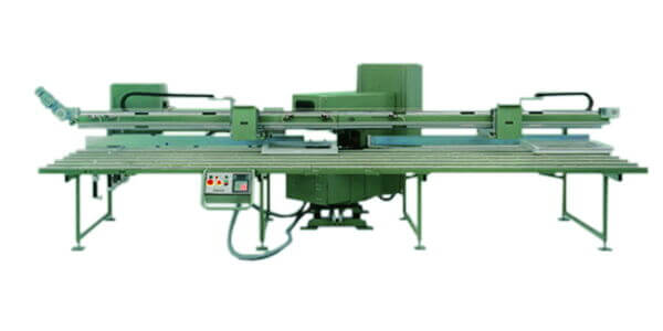 URBAN Maschinenbau - 1990 SV 840 mit patentierter Wendetechnologie