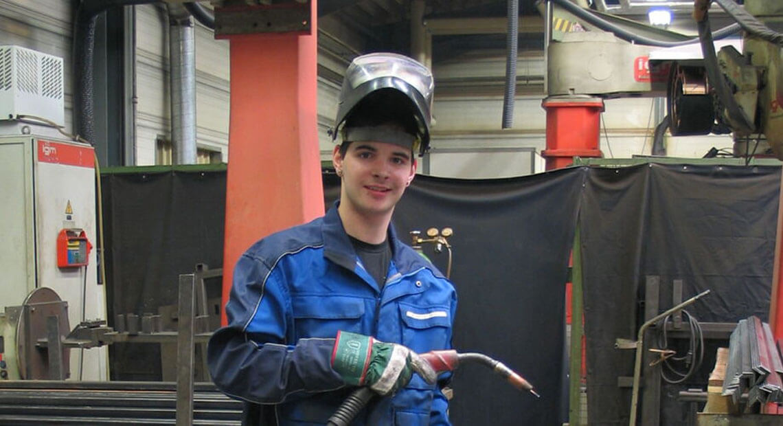 URBAN Mechanical Engineering – Metal Technician in Steel Construction URBAN Mechanical Engineering - Metal Technician in Steel Construction